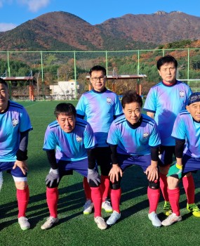 제36회 부산시민체육대축전 본 경기가 뜨거운 응원 속에 진행되었습니다.서구 대표로 12종목, 148명의 선수단이 출전하여 그동안 갈고닦은 기량을 마음껏 펼쳤습니다.선수단 모두가 끝까지 최선을 다하며 스포츠 정신을 보여주었고,대회는 큰 사고 없이 건강하게 마무리되었습니다.현장을 찾아 응원해주신 관계자와 가족 여러분께 감사드리며,앞으로도 서구 체육 발전을 위해 꾸준히 노력하겠습니다.&nbsp;