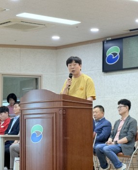 
    
    제4회 서구탁구협회장배 탁구대회 결과 보고
    
    
    
        지난 6월 27일 토요일에 개최된 '제4회 서구탁구협회장배 탁구대회'가 동호인 여러분의 뜨거운 열정과 참여 속에 성공적으로 마무리되었습니다. 이번 대회를 빛내주신 모든 분들께 감사드리며, 대회 개최 결과 및 상세 경기 결과를 아래와 같이 공지합니다.
    

    
    
        대회 개요 및 성과
        
            • 대회명: 제4회 서구탁구협회장배 탁구대회
            • 대회 일시: 2026년 06월 27일(토) (개회식 오전 8시 30분)
            • 대회 장소: 송도스포츠센터 5층 다목적홀
            • 주최/주관: 부산광역시서구탁구협회
            • 참가 인원: 총 90명
        
    

    
    상세 경기 결과

    
    
            연번상장명성명소속팀1개인단식 남자 상위부 1등윤현근대신2개인단식 남자 상위부 2등여택철대신3개인단식 남자 상위부 3등조성광송제4개인단식 남자 하위부 1등최성훈송제5개인단식 남자 하위부 2등김동환송제6개인단식 남자 하위부 3등정병수대신동7개인단식 남자 초심부 1등서정인다자람8개인단식 남자 초심부 2등정병윤대신동9개인단식 남자 초심부 3등최한우더자람10개인단식 여자 상위부 1등배성숙항서11개인단식 여자 상위부 2등홍영화대신12개인단식 여자 상위부 3등홍학순항서13개인단식 여자 하위부 1등이혜영대신14개인단식 여자 하위부 2등조미례대신동15개인단식 여자 하위부 3등문상순대신16개인단식 여자 초심부 1등손점순가족17개인단식 여자 초심부 2등이설영송도18개인단식 여자 초심부 3등한미순더자람19개인복식 1등윤현근대신20김진례대신21개인복식 2등조해부산노회22윤근수부산노회23개인복식 3등김기웅대신동24권혁호대신동25단체전 1등조해부산노회26윤근수부산노회27김상문부산노회28최재남부산노회29단체전 2등최성훈송제30조성광송제31김동환송제32김현무송제33단체전 3등최희석대신동34김기웅대신동35권혁호대신동36조광진대신동

    
    
        
